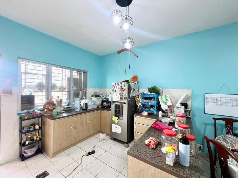 Rumah Teres 3-Tingkat untuk Dijual di Selayang (Selangor) - Azrul Ismail - Kitchen - PropertyGuru.com.my