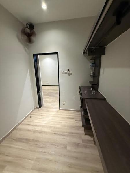 Kondominium untuk Dijual di Iris Residence - JOANNE NEOH MIN ER - Interior - PropertyGuru.com.my