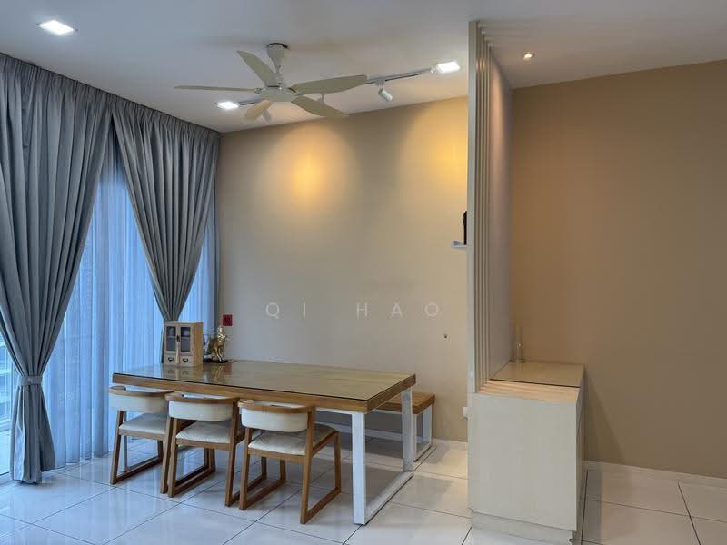 Kediaman Servis untuk Dijual di Eco Sky - QI Hao - Dining Room - PropertyGuru.com.my