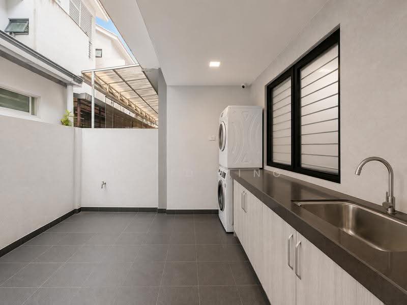 3-storey Terraced House for Sale in Lake Fields (Sungai Besi) - David Ting - Exterior - PropertyGuru.com.my