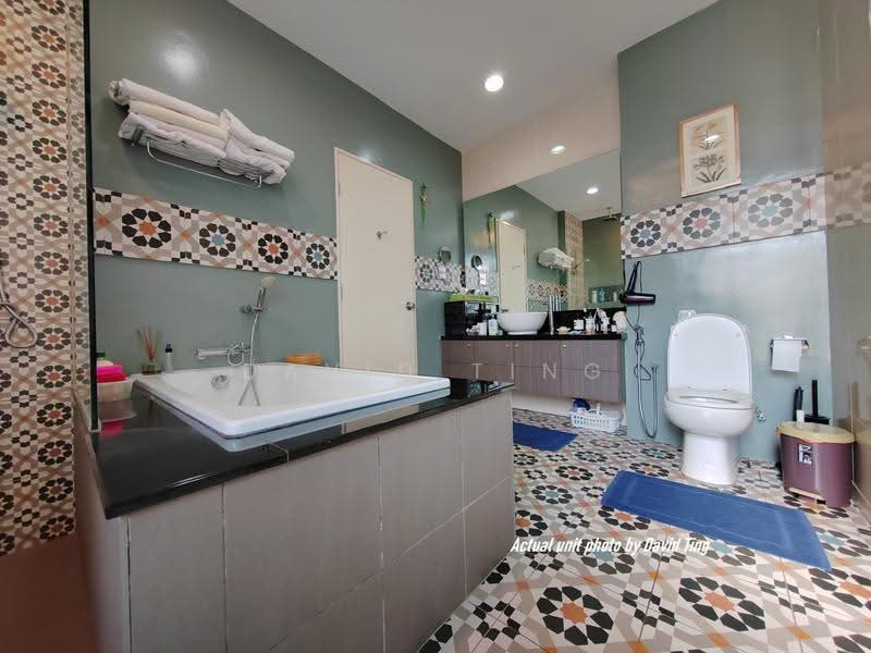 3-storey Terraced House for Sale in Lake Fields (Sungai Besi) - David Ting - PropertyGuru.com.my