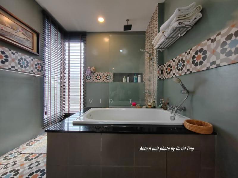 3-storey Terraced House for Sale in Lake Fields (Sungai Besi) - David Ting - PropertyGuru.com.my