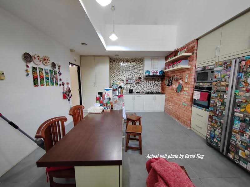 3-storey Terraced House for Sale in Lake Fields (Sungai Besi) - David Ting - PropertyGuru.com.my