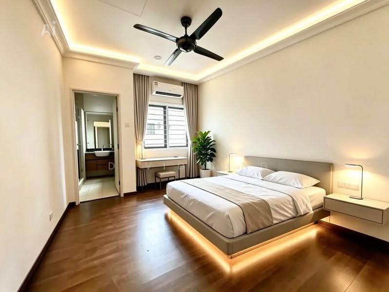 3-storey Terraced House for Sale in Lake Fields (Sungai Besi) - David Ting - Bedroom - PropertyGuru.com.my