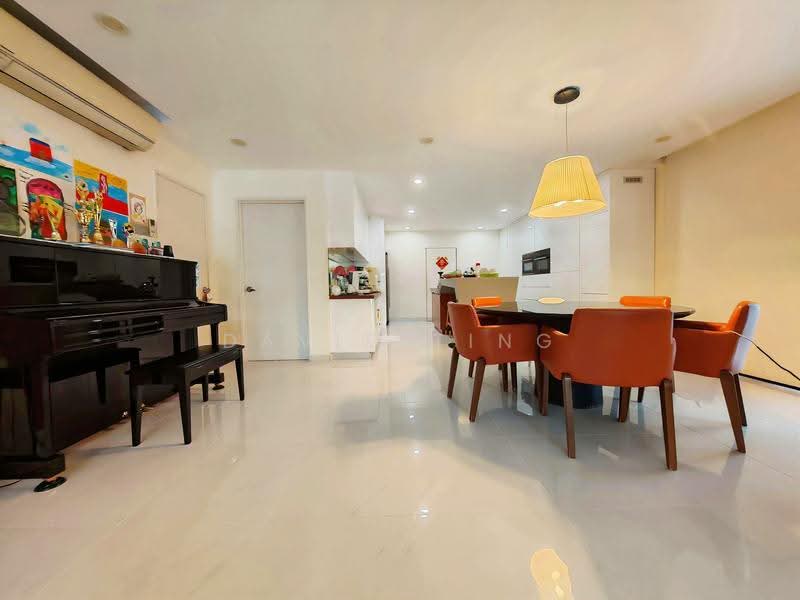 3-storey Terraced House for Sale in Lake Fields (Sungai Besi) - David Ting - Dining Room - PropertyGuru.com.my