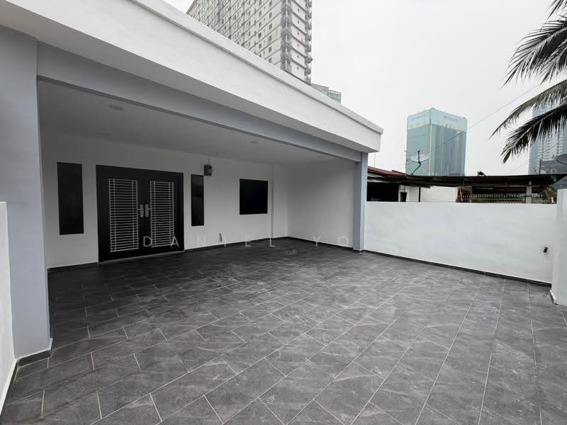 1-storey Terraced House for Sale in Taman Abad (Johor Bahru) - Daniel Yong - Exterior - PropertyGuru.com.my
