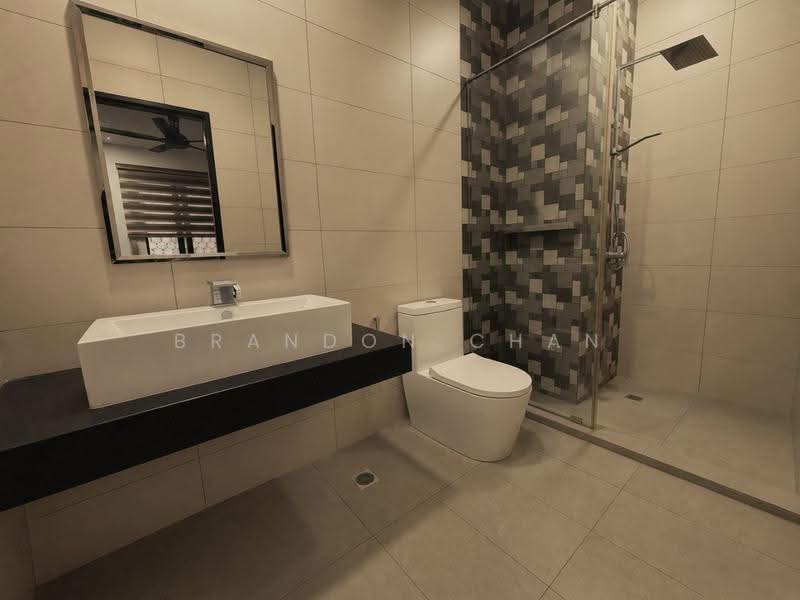 Kondominium untuk Disewa di Likas Square - Brandon Chan - Bathroom - PropertyGuru.com.my