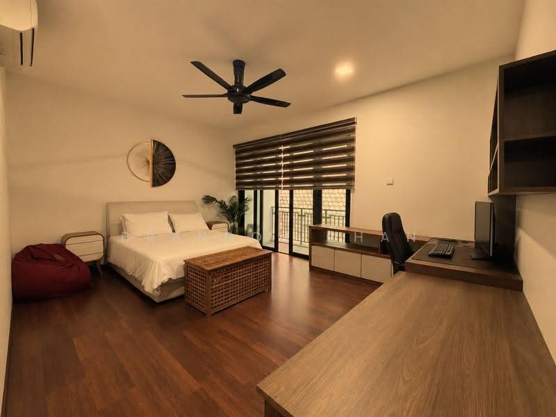Kondominium untuk Disewa di Likas Square - Brandon Chan - Bedroom - PropertyGuru.com.my