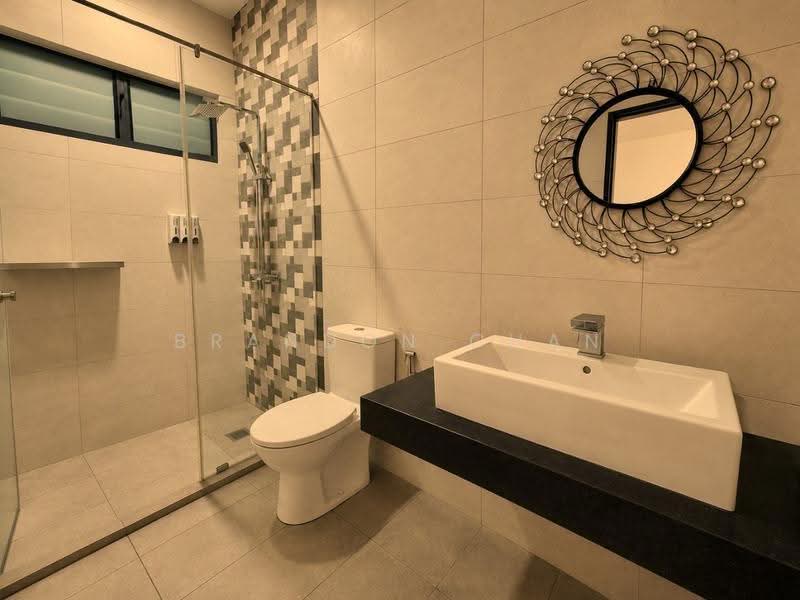 Kondominium untuk Disewa di Likas Square - Brandon Chan - Bathroom - PropertyGuru.com.my