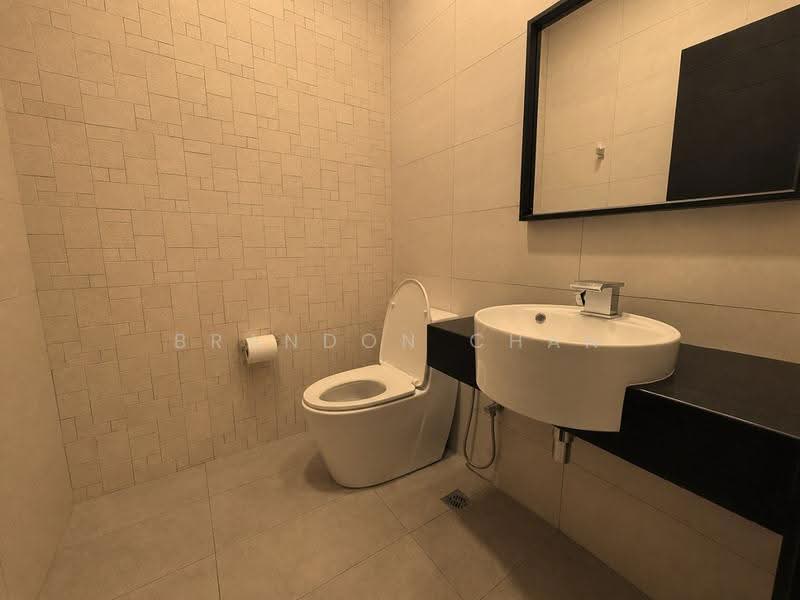 Kondominium untuk Disewa di Likas Square - Brandon Chan - Bathroom - PropertyGuru.com.my