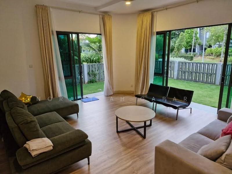 Rumah Berkembar untuk Disewa di Cyberjaya (Selangor) - NoraFizah Gapar - Living Room - PropertyGuru.com.my
