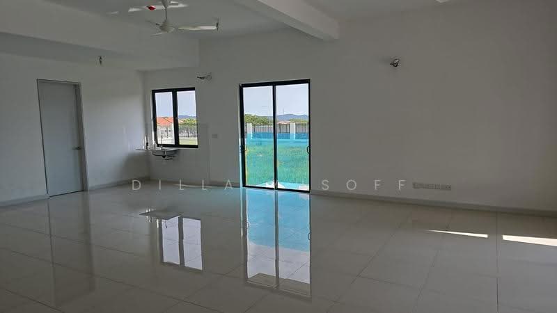 2-storey Terraced House for Sale in Bandar Seri Coalfields (Sungai Buloh) - DILLA YUSOFF - Living Room - PropertyGuru.com.my