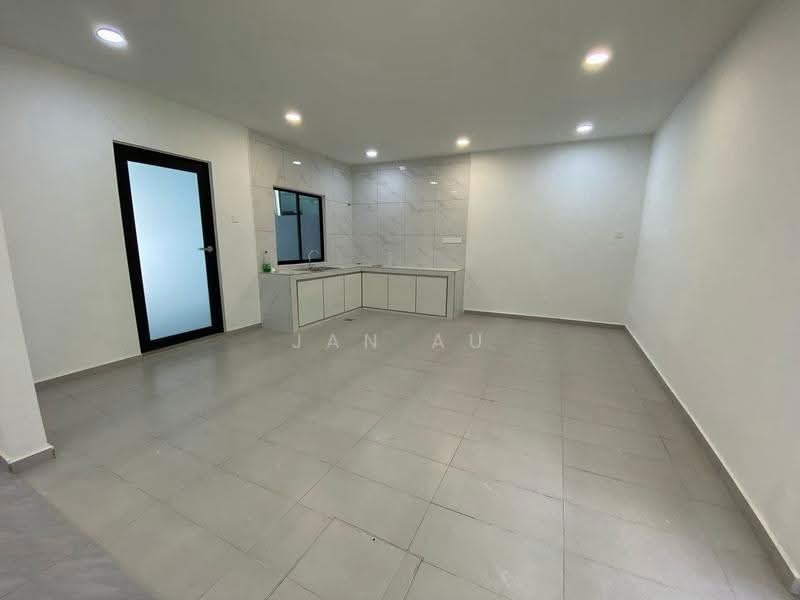 Rumah Berkembar untuk Dijual di Taman Majidee (Johor Bahru) - JAN AU - Kitchen - PropertyGuru.com.my
