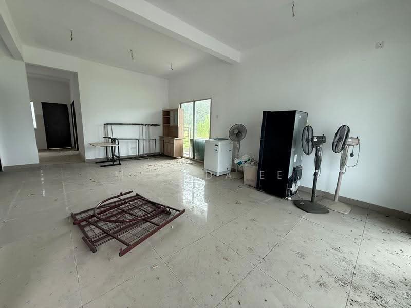 2-storey Terraced House for Sale in Taman Nusa Damai (Pasir Gudang) - Melinda Ee - Living Room - PropertyGuru.com.my