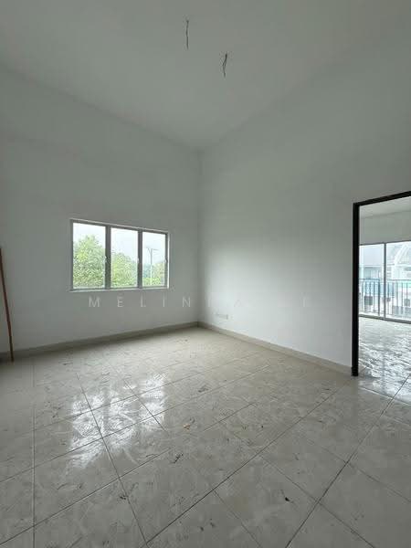 2-storey Terraced House for Sale in Taman Nusa Damai (Pasir Gudang) - Melinda Ee - Living Room - PropertyGuru.com.my