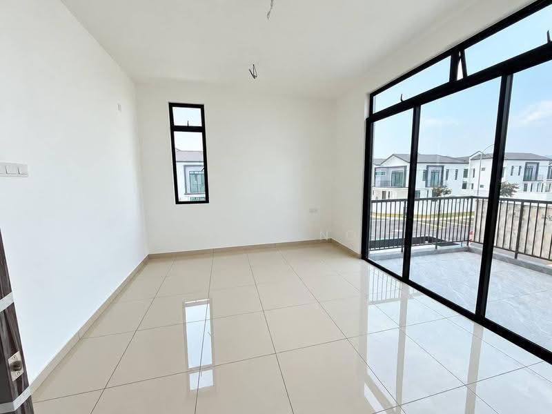 2-storey Terraced House for Sale in Taman Austin Duta (Tebrau) - Ah Liang - Balcony - PropertyGuru.com.my