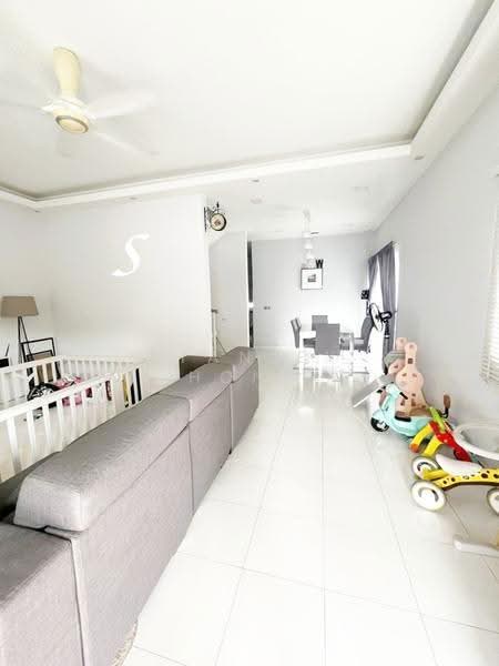 Rumah Teres 2-Tingkat untuk Dijual di Setia Impian (Setia Alam) - Stanley Hong - Living Room - PropertyGuru.com.my