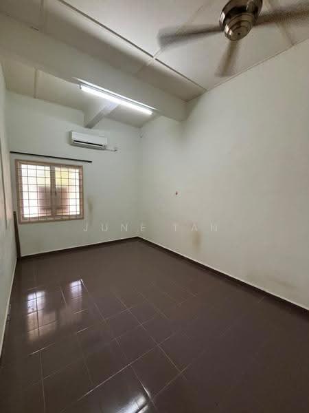 Terraced House for Sale in Taman Debunga (Merlimau) - June Tan - Interior - PropertyGuru.com.my