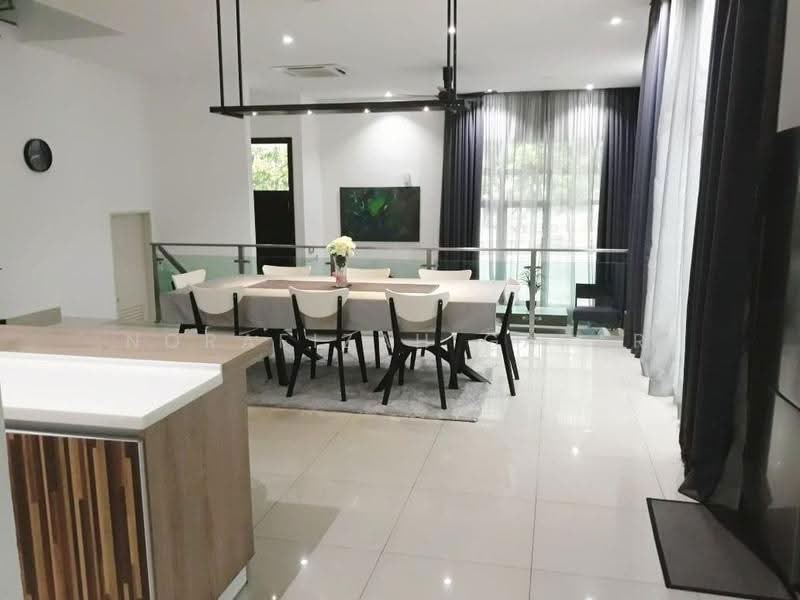 2-storey Terraced House for Rent in Cyberjaya (Selangor) - NoraFizah Gapar - Dining Room - PropertyGuru.com.my