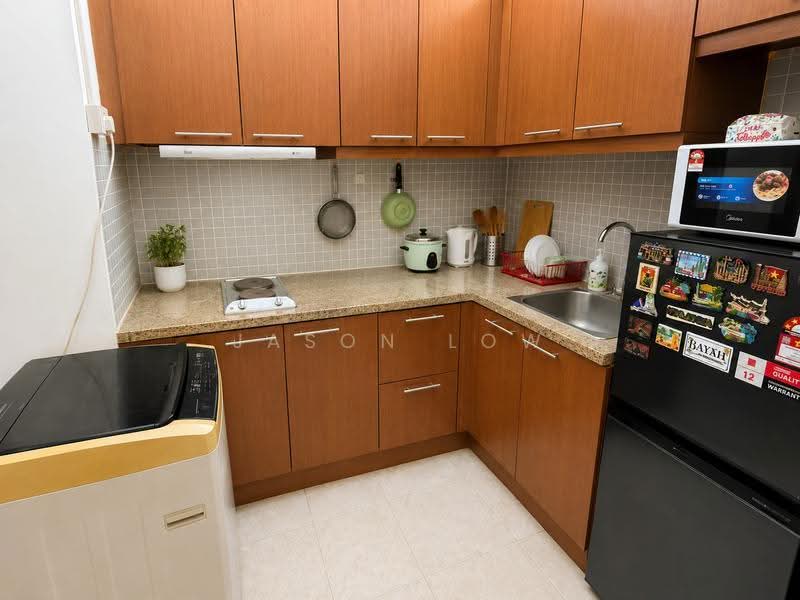 Kondominium untuk Disewa di 10 Semantan Suites - Jason Low - Kitchen - PropertyGuru.com.my