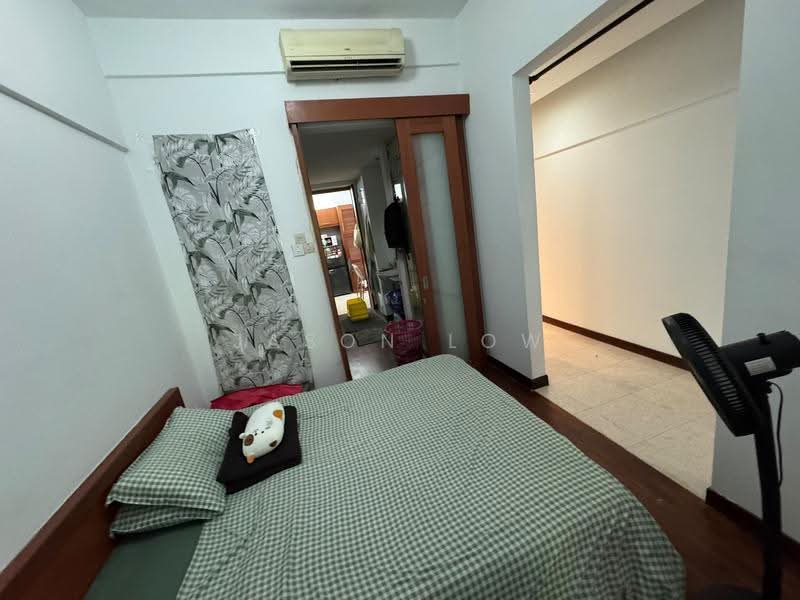 Kondominium untuk Disewa di 10 Semantan Suites - Jason Low - Bedroom - PropertyGuru.com.my