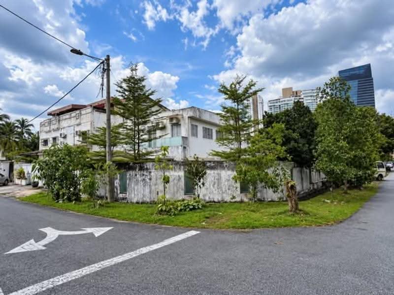 Semi-Detached House for Sale in Damansara Jaya (Petaling Jaya) - Tony YY - PropertyGuru.com.my