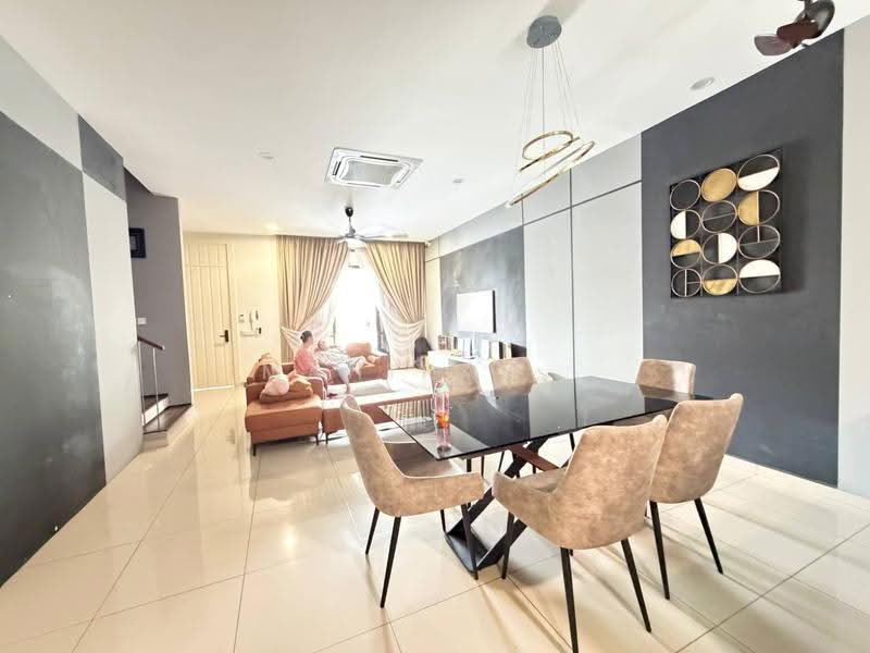 Rumah Teres 2-Tingkat untuk Dijual di Eco Majestic (Semenyih) - Mahirah . - Living Room - PropertyGuru.com.my