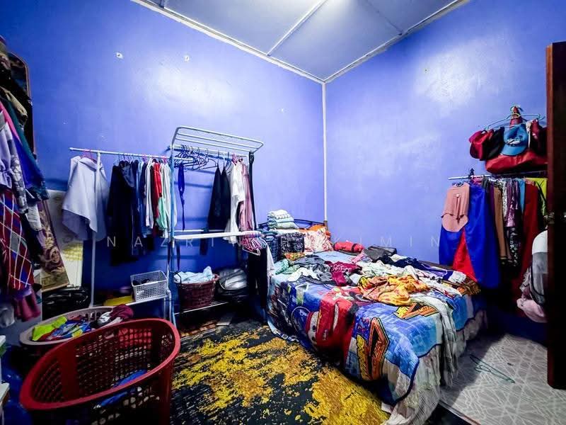 1-storey Terraced House for Sale in Taman Idaman (Serendah) - Nazrin Hakimin - Bedroom - PropertyGuru.com.my