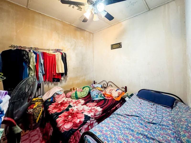 1-storey Terraced House for Sale in Taman Idaman (Serendah) - Nazrin Hakimin - Bedroom - PropertyGuru.com.my
