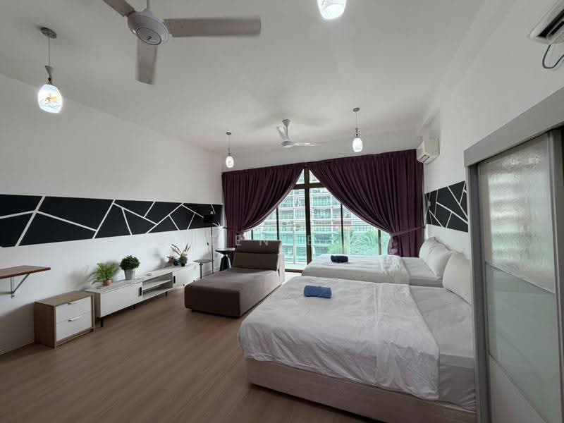 Kediaman Servis untuk Dijual di Palazio - Queenie Ng - Bedroom - PropertyGuru.com.my