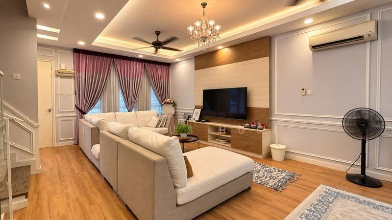 2-storey Terraced House for Sale in Kajang (Selangor) - Firdaus Husin - Living Room - PropertyGuru.com.my