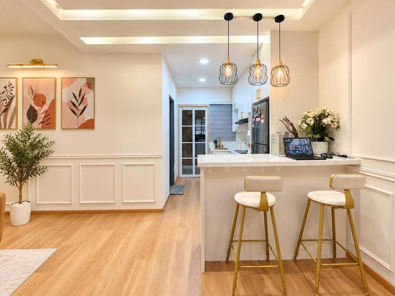Rumah Teres 2-Tingkat untuk Dijual di Dengkil (Selangor) - Abdul Qadir - Living Room - PropertyGuru.com.my