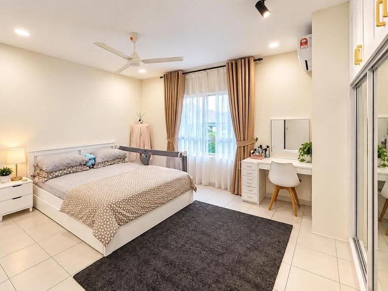 Rumah Teres 2-Tingkat untuk Dijual di Dengkil (Selangor) - Abdul Qadir - Bedroom - PropertyGuru.com.my
