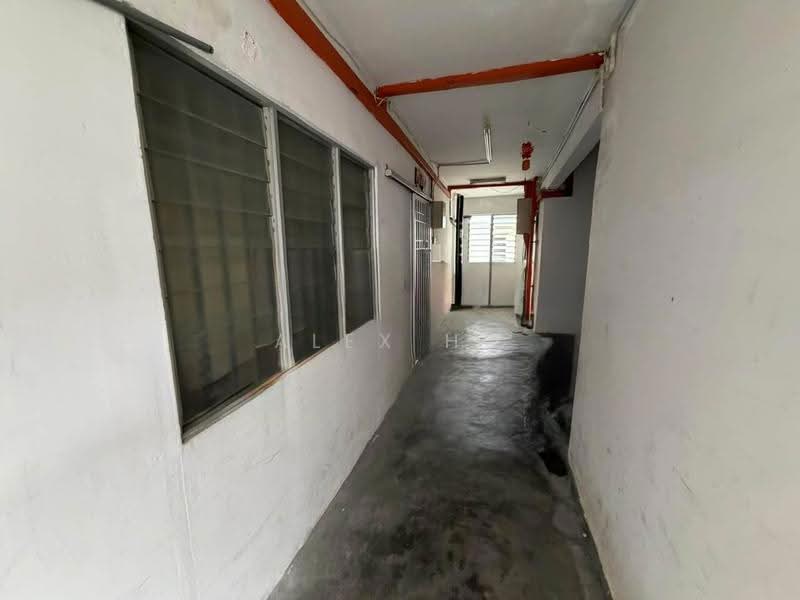Apartment for Sale at Sri Ivori Apartment - Alex Ho - Corridor - PropertyGuru.com.my
