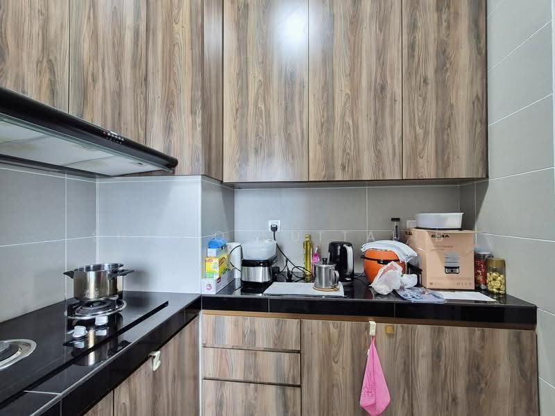 Condominium for Sale at The Vyne - Shafiq Muttalib - Kitchen - PropertyGuru.com.my