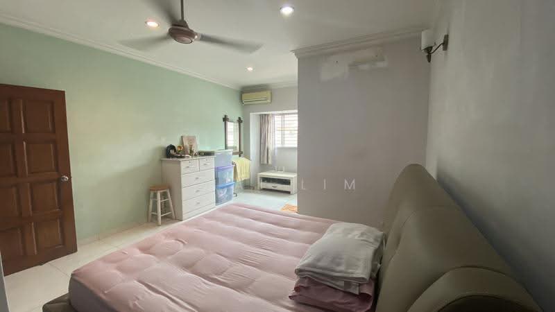 Rumah Teres 2-Tingkat untuk Dijual di Usj 3a (Subang Jaya) - Khai Lim - Bedroom - PropertyGuru.com.my