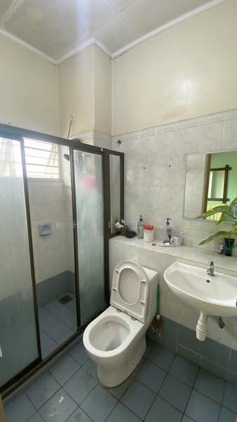 Rumah Teres 2-Tingkat untuk Dijual di Usj 3a (Subang Jaya) - Khai Lim - Bathroom - PropertyGuru.com.my