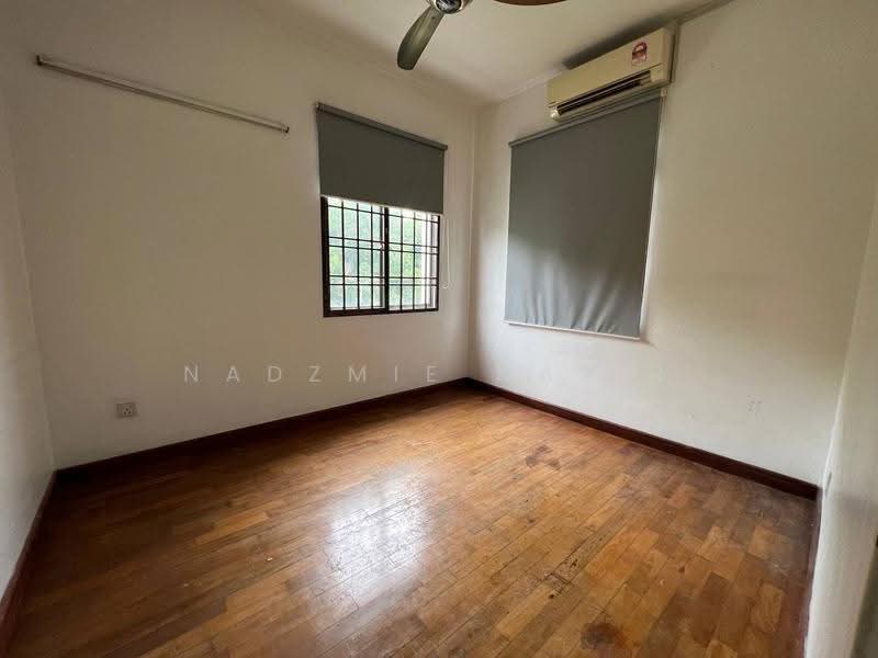 Rumah Berkembar untuk Dijual di Saujana Villa (Kajang) - Nadzmie Nasir - PropertyGuru.com.my