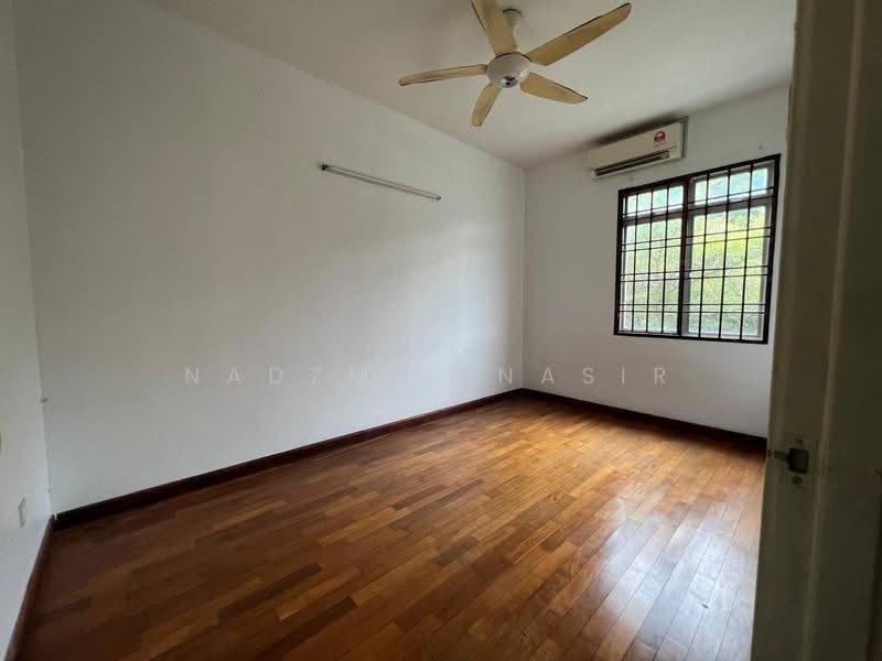 Rumah Berkembar untuk Dijual di Saujana Villa (Kajang) - Nadzmie Nasir - PropertyGuru.com.my