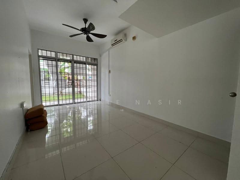 Rumah Berkembar untuk Dijual di Saujana Villa (Kajang) - Nadzmie Nasir - PropertyGuru.com.my