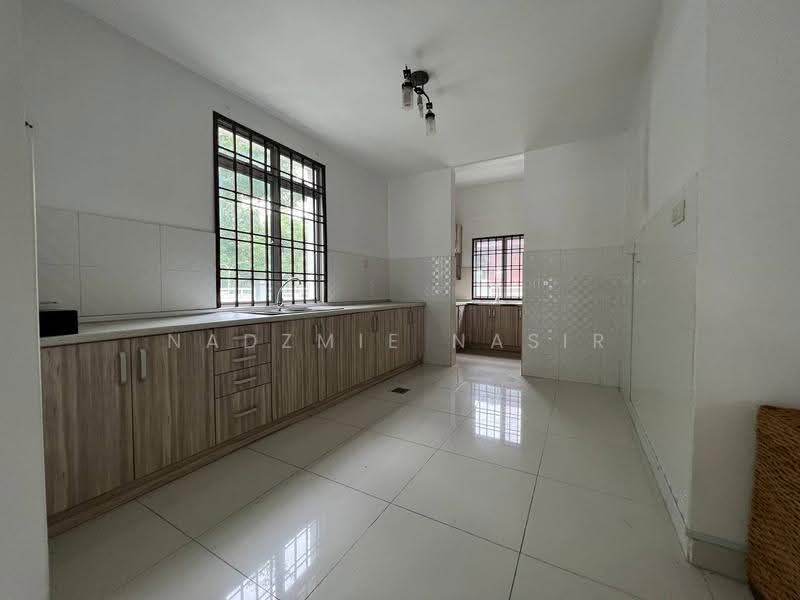 Rumah Berkembar untuk Dijual di Saujana Villa (Kajang) - Nadzmie Nasir - PropertyGuru.com.my
