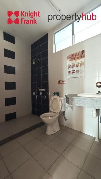 2-storey Terraced House for Sale in Menggatal (Kota Kinabalu) - Bruce Fong - Bathroom - PropertyGuru.com.my