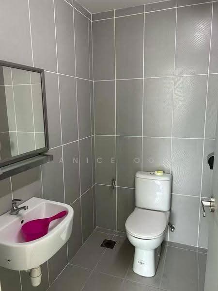 Kondominium untuk Disewa di Sierra East - Janice Ooi - Bathroom - PropertyGuru.com.my