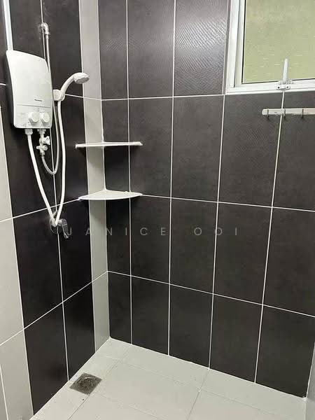 Kondominium untuk Disewa di Sierra East - Janice Ooi - Bathroom - PropertyGuru.com.my