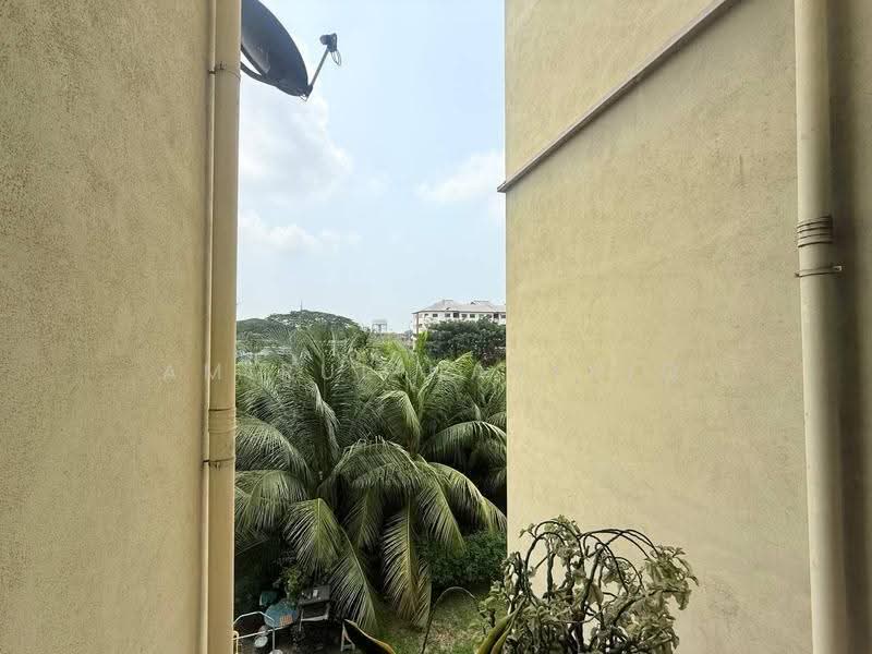 Pangsapuri untuk Dijual di Pangsapuri Kasuarina - Amirul Nasyriq - Exterior - PropertyGuru.com.my