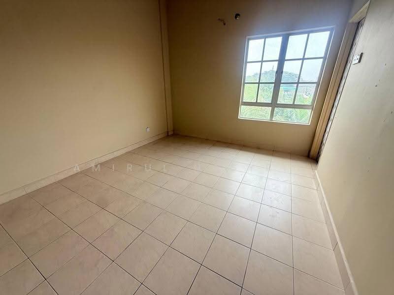 Pangsapuri untuk Dijual di Pangsapuri Kasuarina - Amirul Nasyriq - PropertyGuru.com.my