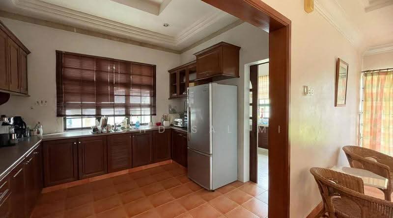 Bungalow House for Sale in Kuantan (Pahang) - Mohd Salimi - Kitchen - PropertyGuru.com.my