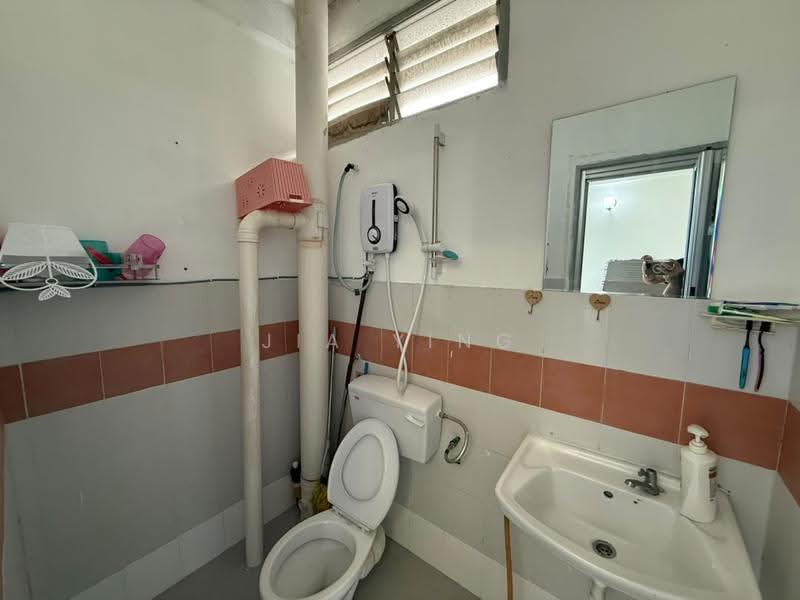 Apartment for Sale at Mawar - Jia Ying - Bathroom - PropertyGuru.com.my