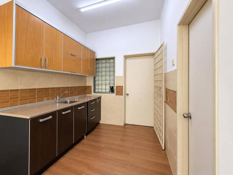 Rumah Teres 2-Tingkat untuk Dijual di Puchong (Selangor) - Amirul Nasyriq - Kitchen - PropertyGuru.com.my