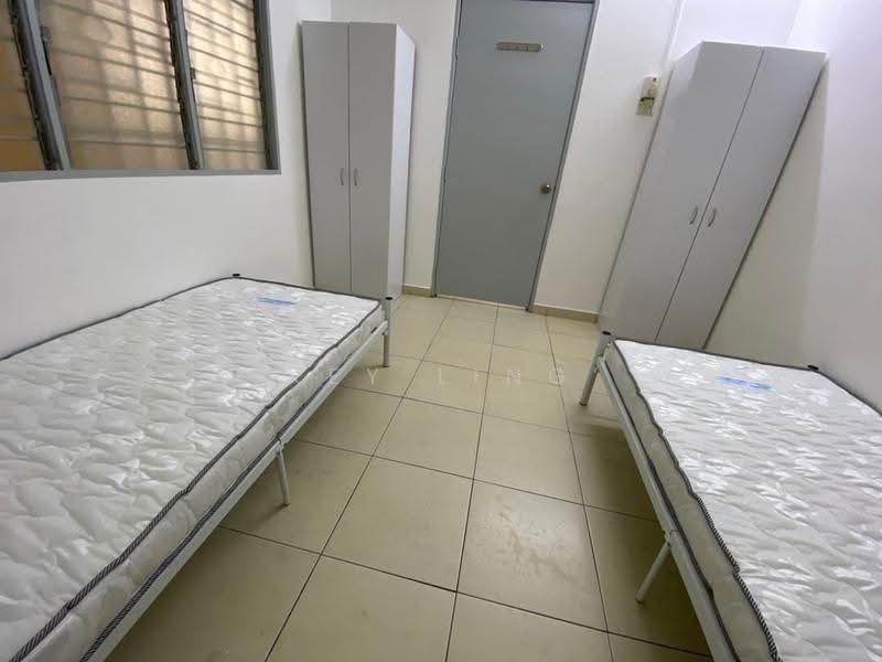 Pangsapuri untuk Dijual di Mentari Court - Key Ling - Bedroom - PropertyGuru.com.my